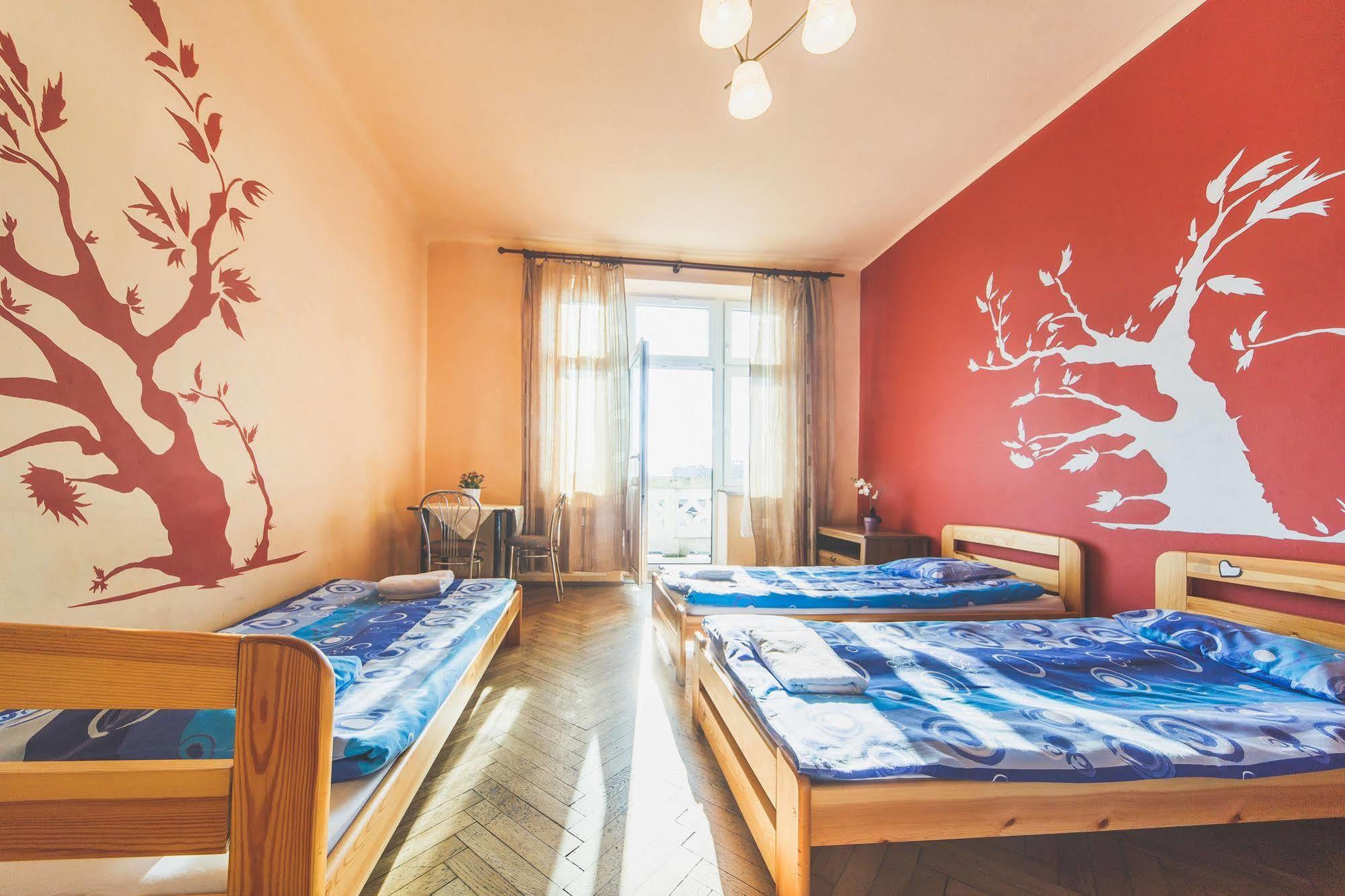 Hostel Tara Krakow Exterior photo